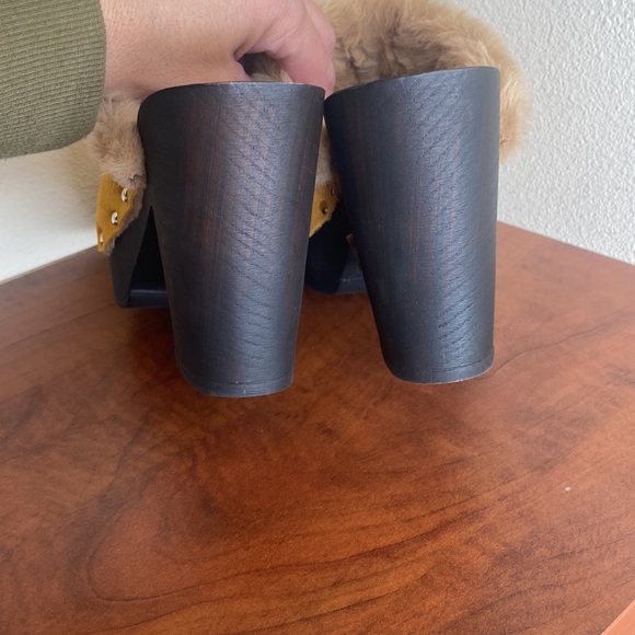 NWOT Charles David Limited Platform Suede Clog, Mustard Yellow, size 41 - Picture 6 of 15